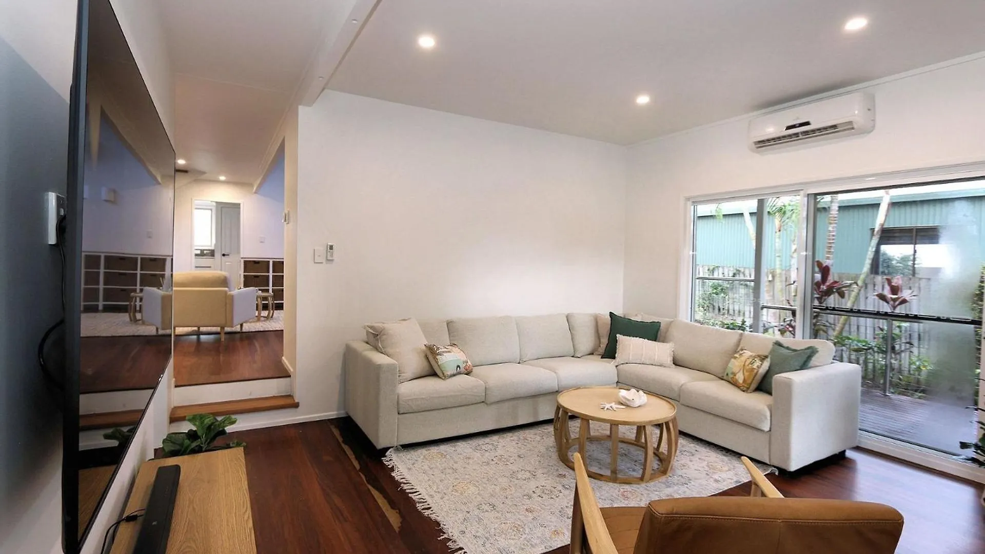 6 Dooley Street Bargara Villa