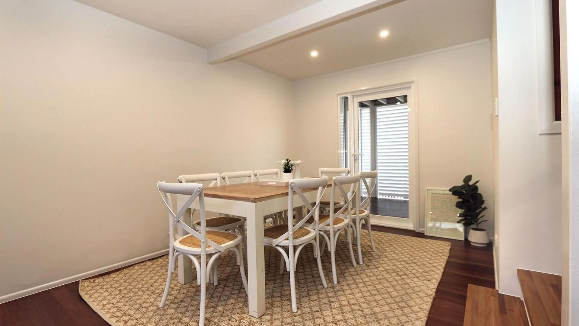 6 Dooley Street Bargara Villa Holiday home