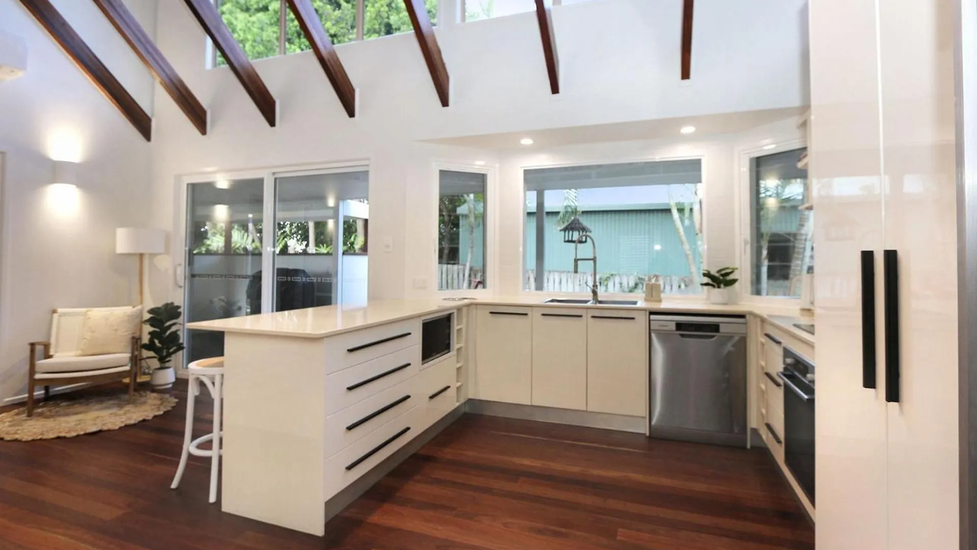 6 Dooley Street Bargara Villa Australia